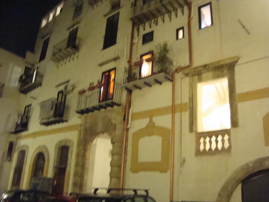Daysin Apartment Palermo Exterior foto